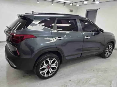 Kia Seltos 2020, 63749 км, за 12338.29 USD - фото 6