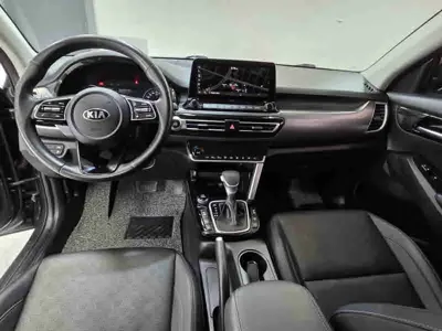 Kia Seltos 2020, 63749 км, за 12338.29 USD - фото 17