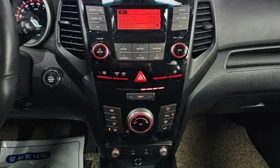 KG_Mobility_Ssangyong TIBOLI 2017, 120197 км, за 5099.33 USD - фото 17
