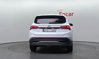 Hyundai Santafe 2022, 51717 км, за 17832.84 USD