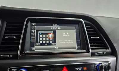 Hyundai Sonata 2018, 120104 км, за 8008.4 USD - фото 13