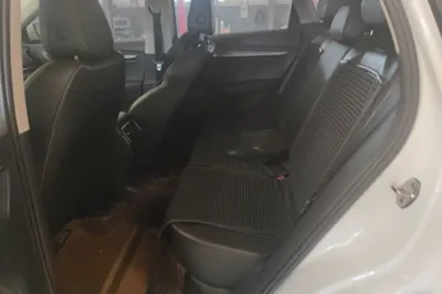 Skoda Karoq 2018, 80900 км, за 9759 USD - фото 20