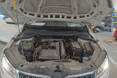 Skoda Karoq 2018, 80900 км, за 9759 USD - фото 24
