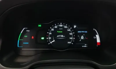 Hyundai Ioniq 2017, 121508 км, за 7097.74 USD - фото 8