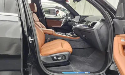 BMW X7 2024, 15087 км, за 91834.06 USD - фото 11