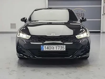 Kia K5 · 2021 год
