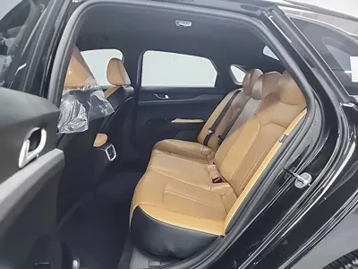 Kia K5 2021, 49425 км, за 9761.02 USD - фото 12