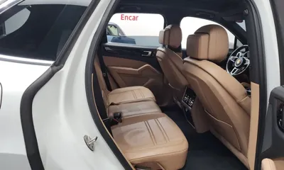 Porsche Cayenne 2020, 131931 км, за 39265.47 USD - фото 12