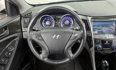 Hyundai Sonata 2013, 115986 км, за 3640.38 USD - фото 13