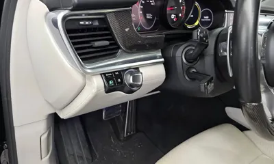 Porsche Panamera 2018, 100172 км, за 40817.77 USD - фото 18