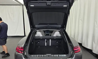 Porsche Panamera 2018, 100172 км, за 40817.77 USD - фото 20