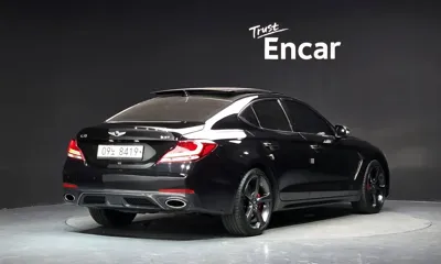 Genesis G70 2019, 88131 км, за 13674.54 USD