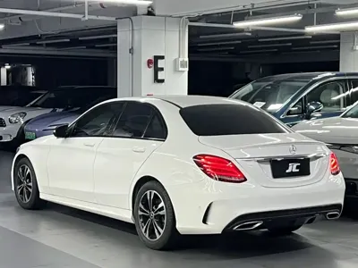 Mercedes-Benz C-Class 2017, 33000 км, за 13231.36 USD