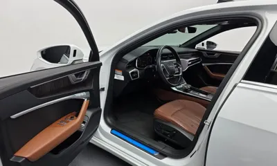 Audi A6 2023, 56070 км, за 24944.2 USD - фото 10
