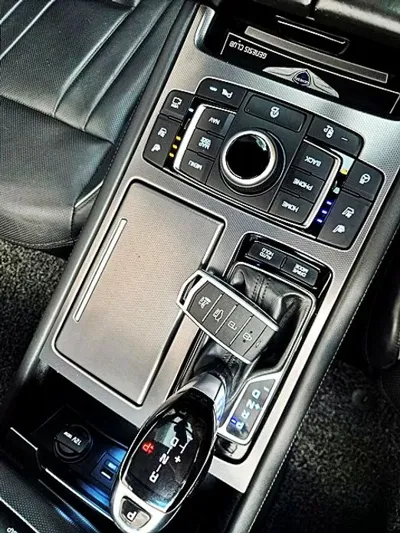 Hyundai Genesis 2015, 146273 км, за 8645.9 USD - фото 11