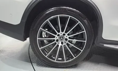 Mercedes-Benz GLC-Class 2018, 142261 км, за 16393.46 USD