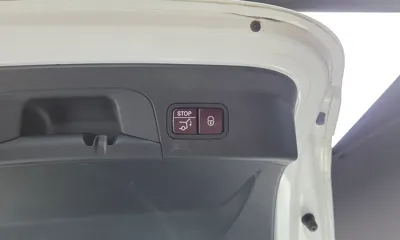 Mercedes-Benz GLC-Class 2018, 142261 км, за 16307.53 USD - фото 20