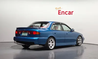 Hyundai Sonata 1994, 172788 км, за 3938.56 USD