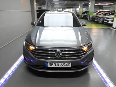 Volkswagen Jetta 2021, 80826 км, за 11583.52 USD