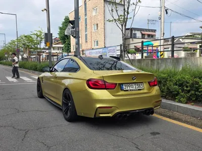 BMW M4 2016, 199000 км, за 20737.17 USD