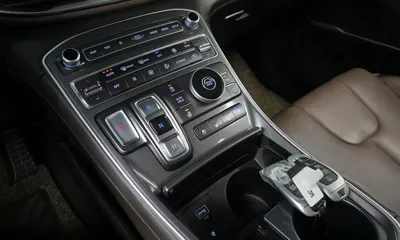 Hyundai Santafe 2021, 47215 км, за 18786.97 USD - фото 9