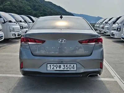 Hyundai Sonata 2018, 126504 км, за 6367.34 USD