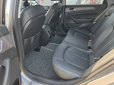 Hyundai Sonata 2018, 126504 км, за 6367.34 USD - фото 10