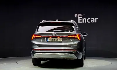 Hyundai Santafe 2021, 112328 км, за 15659.07 USD