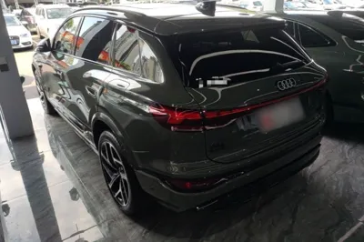 Audi Q6L e-tron 2026, 7400 км, за 44009 USD