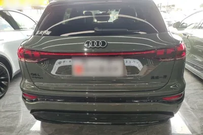 Audi Q6L e-tron 2026, 7400 км, за 44009 USD