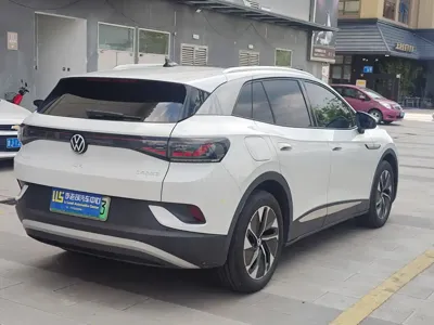 Volkswagen ID.4 Crozz 2024, 56000 км, за 13112.38 USD