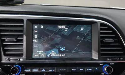 Hyundai Avante 2018, 93936 км, за 7377.22 USD - фото 29