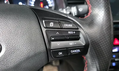 Hyundai Avante 2018, 93936 км, за 7377.22 USD - фото 30
