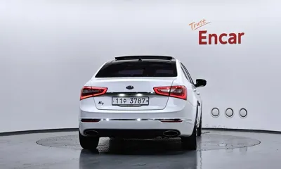 Kia K7 2015, 156785 км, за 3900.41 USD