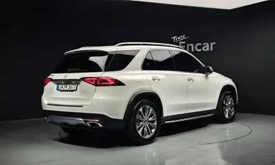 Mercedes-Benz GLE-Class 2022, 56215 км, за 56531.41 USD