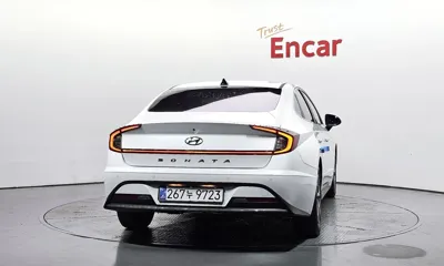 Hyundai Sonata 2020, 136759 км, за 9780.75 USD
