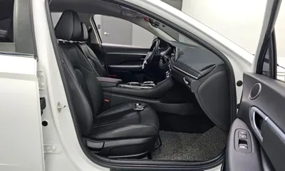 Hyundai Sonata 2020, 136759 км, за 9780.75 USD - фото 12