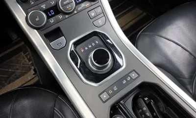 Land Rover Range Rover Evoque 2017, 148607 км, за 6213.65 USD - фото 9