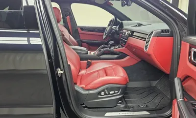 Porsche Cayenne 2021, 29692 км, за 60860.88 USD - фото 11