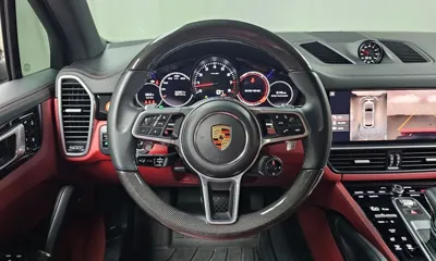 Porsche Cayenne 2021, 29692 км, за 60860.88 USD - фото 13