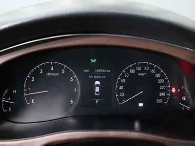 Hyundai Genesis 2012, 169558 км, за 3770.27 USD