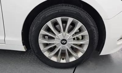 Hyundai Sonata 2016, 136459 км, за 7166.13 USD