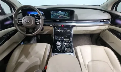 Kia Canival 2021, 26756 км, за 23767.65 USD - фото 7