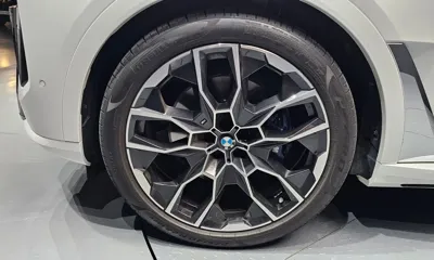BMW X7 2025, 7319 км, за 575215.73 USD