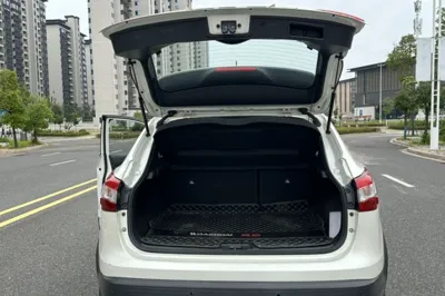 Nissan Qashqai 2017, 86500 км, за 9642 USD - фото 24