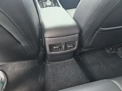 Mazda 3 Axela 2020, 20000 км, за 8357.7 USD - фото 8