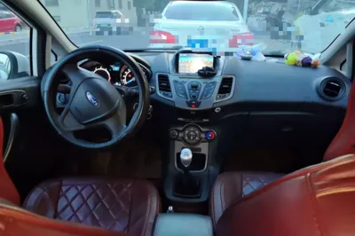 Ford Fiesta 2013, 140600 км, за 2361 USD - фото 10