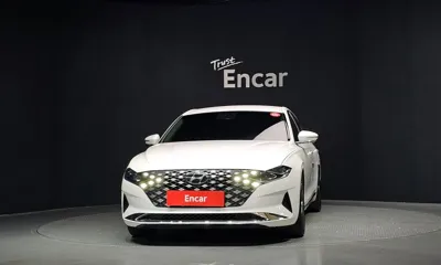 Hyundai Grandeur 2022, 110895 км, за 12958.25 USD