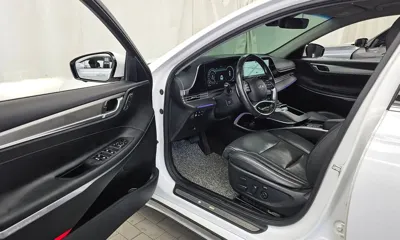 Hyundai Grandeur 2022, 110895 км, за 12945.63 USD - фото 10