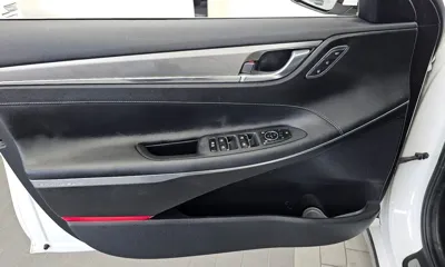 Hyundai Grandeur 2022, 110895 км, за 12945.63 USD - фото 24